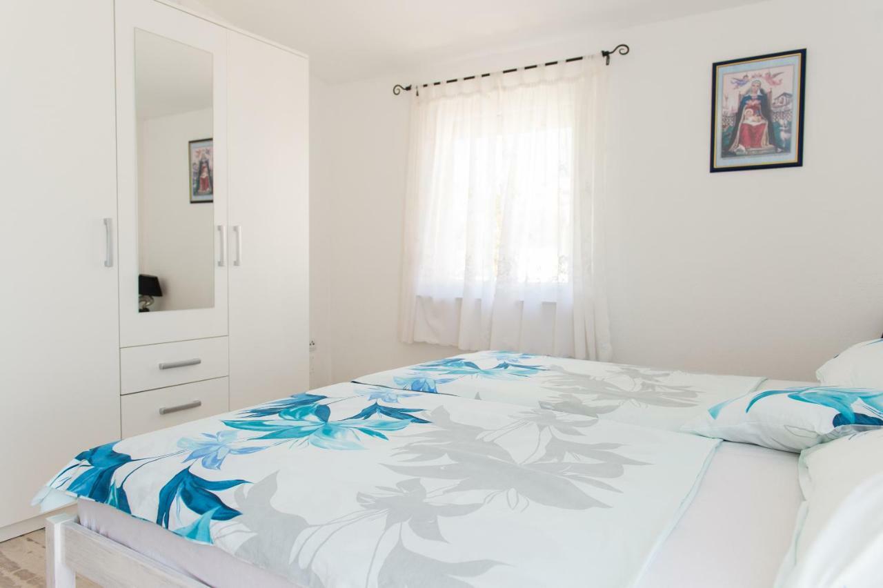 Apartment Ella 로고즈니차 외부 사진