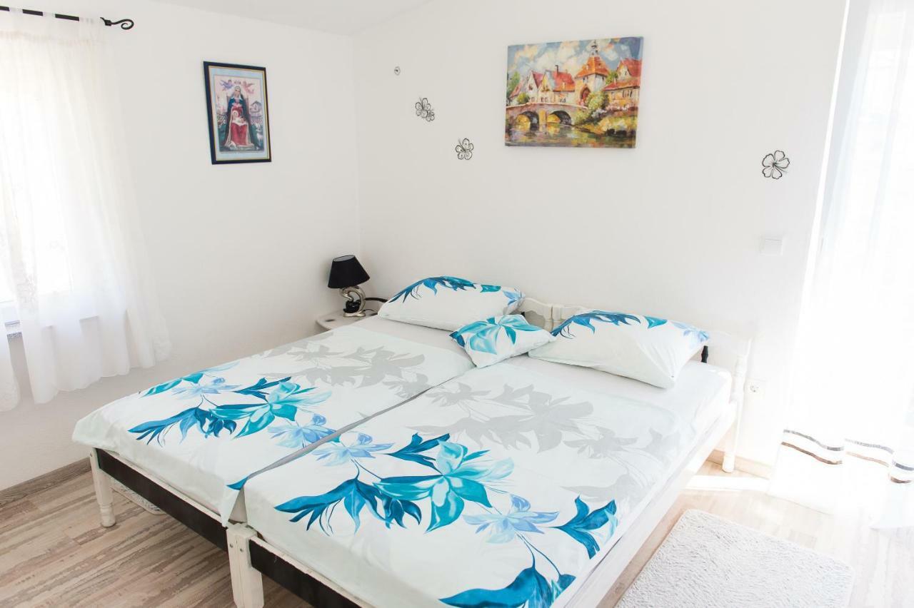Apartment Ella 로고즈니차 외부 사진